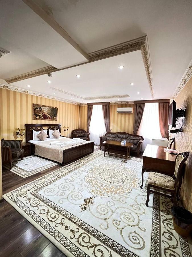 Hotel Papillon Tasken Kültér fotó