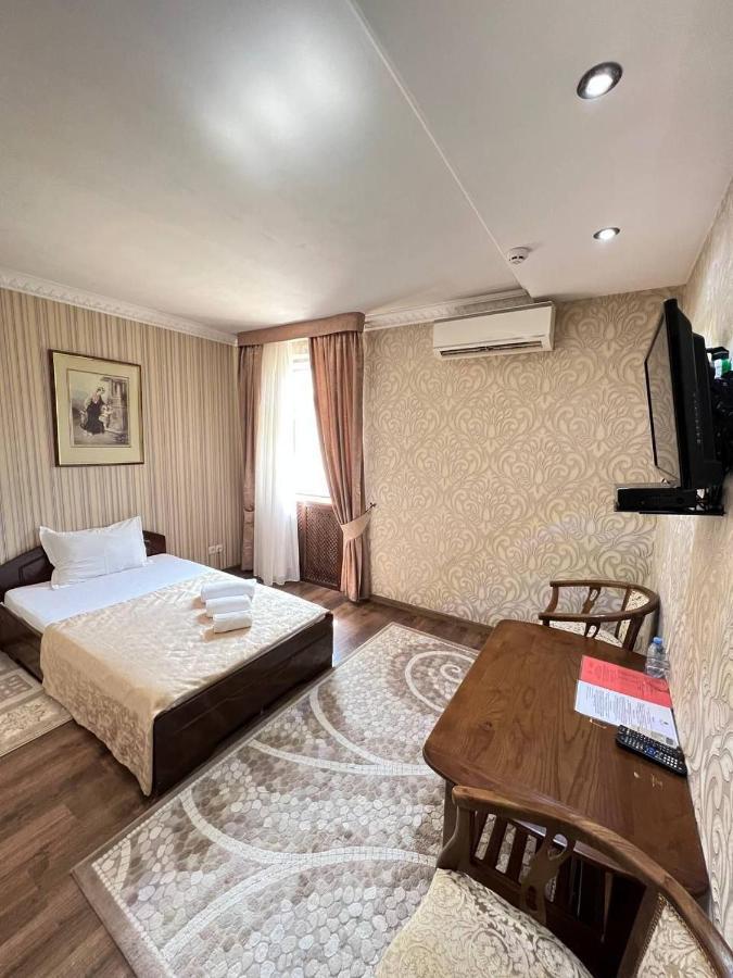 Hotel Papillon Tasken Kültér fotó